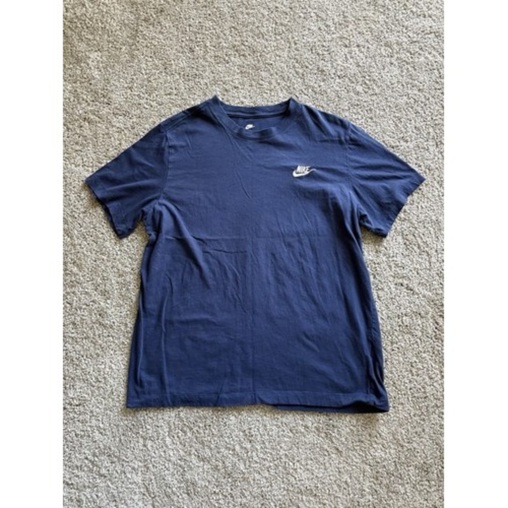 Nike The Nike Tee Men's L Navy Embroidered Logo Short Sleeve 100% Cotton Tee